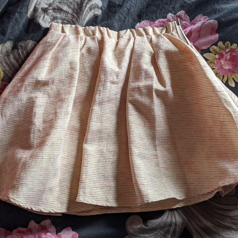 Aritzia Talula pink/gold Skirt - Size 4